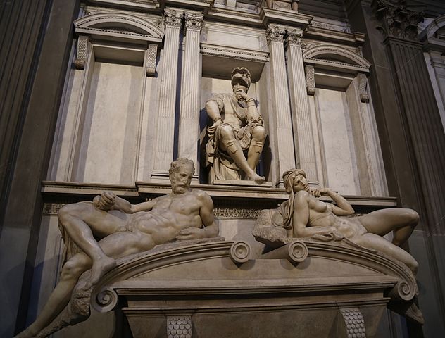 Grabmal von Lorenzo II. de Medici (Michelangelo) Cappelle Medicee Florenz-1.jpg