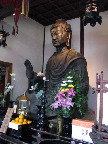 日本最古の釈迦如来像