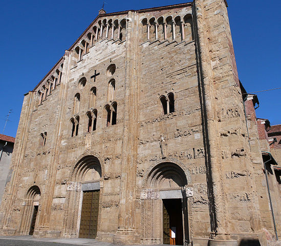 Pavia Chiesa di San Michele1.jpg
