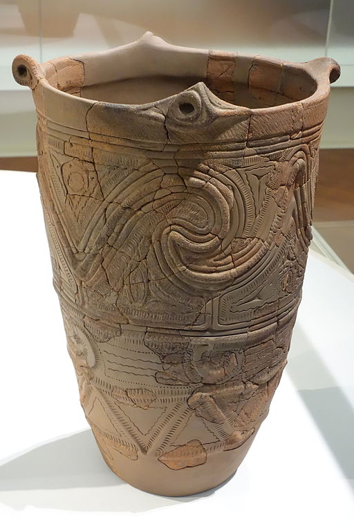 Deep Bowl from Ushinuma, Akiruno-shi, Tokyo, Jomon period, 3000-2000 BC - Tokyo National Museum - DSC05623